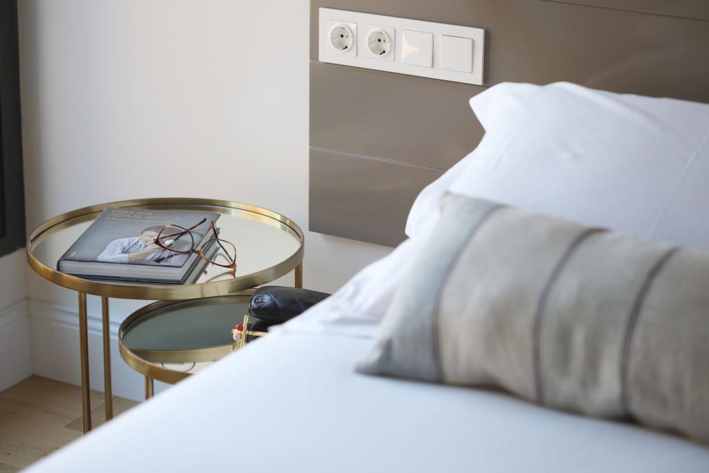 Apartaments Placa Del VI Херона Екстериор снимка