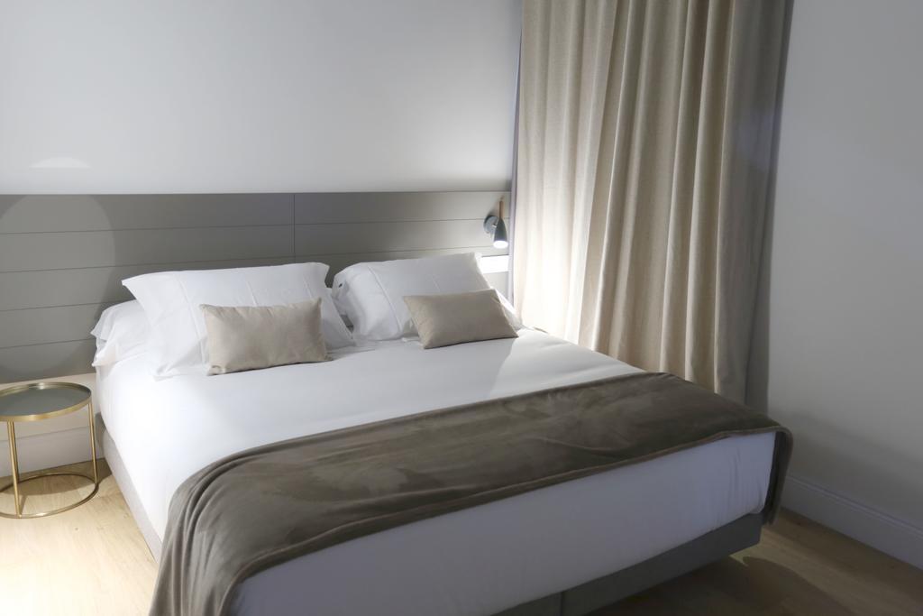 Apartaments Placa Del VI Херона Екстериор снимка