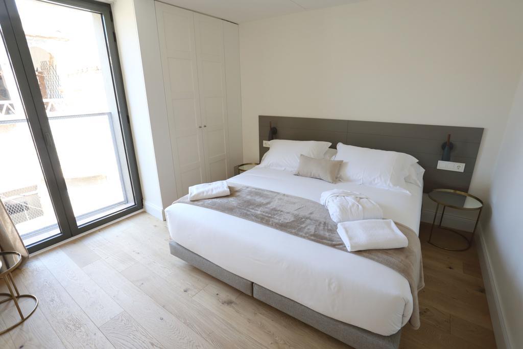 Apartaments Placa Del VI Херона Екстериор снимка
