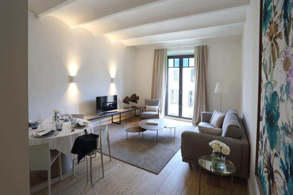 Apartaments Placa Del VI Херона Екстериор снимка