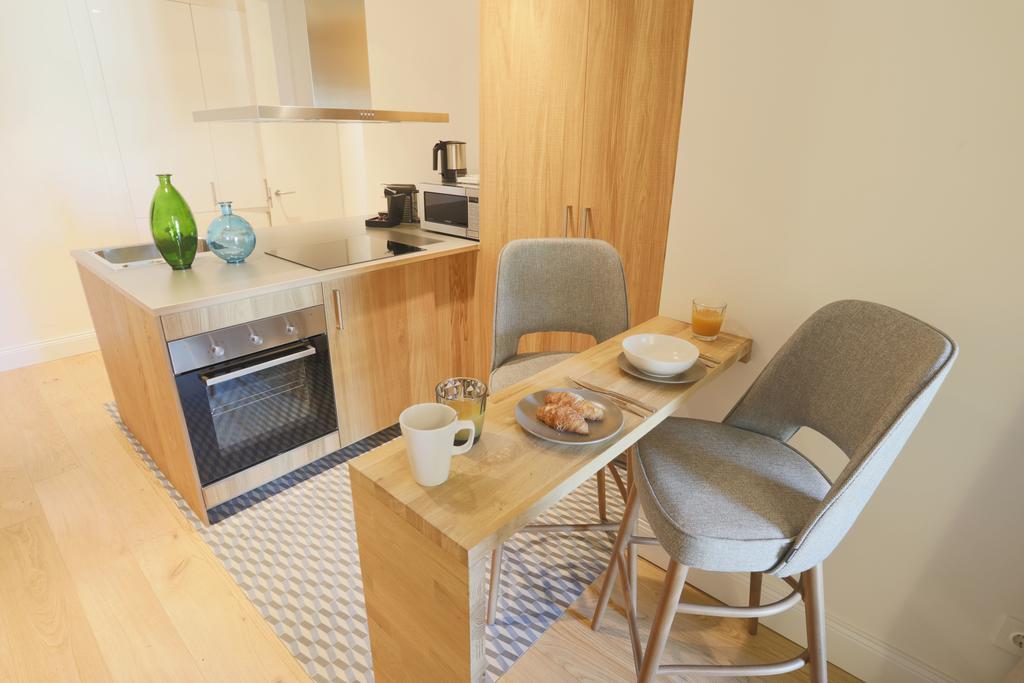 Apartaments Placa Del VI Херона Екстериор снимка